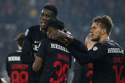 Paul Onuachu og Frank Onyeka er bare to af de succeshistorier, FC Midtjylland har oplevet med spillere fra Nigeria. De ankom begge fra FC Ebedei i Nigeria kort efter deres 18 års fødselsdag - Onuachu endda på selve dagen - og har arbejdet sig op fra FCM’s akademi i Ikast til Superligaholdet på MCH Arena. Onuachu blev i august solgt til de belgiske mestre, KRC Genk, for 45 millioner kroner plus bonusaftaler. Foto: Flemming Hansen