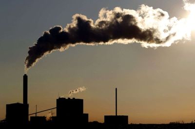 Herningværket praler ikke med at være CO2-neutralt, men arbejder hele tiden på at komm så tæt på det som muligt. foto: henrik ole jensen