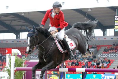 I 2013 sprang herningensiske Thomas Sandgaard på hingsten Amarone ved EM på MCH Arena. Han håber på at være med til VM samme sted i 2022, men det kræver, at han får fundet en ny kvalitetshest. Foto: Henrik Ole Jensen