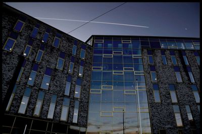 Midt- og Vestjyllands Politis hovedkvarter i Holstebro. En kommunikations-konsulent herfra har sendt en mail på vegne af ledelsen for den centrale efterforsknings-afdeling, der ikke vil stille op til interview. Foto: Henrik Ole Jensen