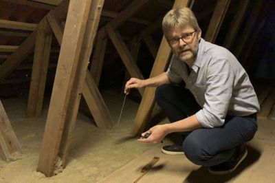 Energirådgiver Carsten Vejborg fra EnergiTjenesten er en af de rådgivere, der udfører energitjek. Foto: Privatfoto