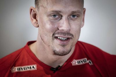Morten Olsen deltager i den kommende tid for Danmark ved EM. I det daglige spiller han i Hannover-Burgdorf. Omkring nytår blev han kåret som Årets Spiller i 2019 i den tyske Bundesliga i en afstemning på tv-stationen Skys hjemmeside. Liselotte Sabroe/Ritzau Scanpix