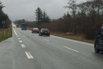 Der er brug for at få udvidet rute 15 til en 2+1-vej. Foto: Ole Skydt