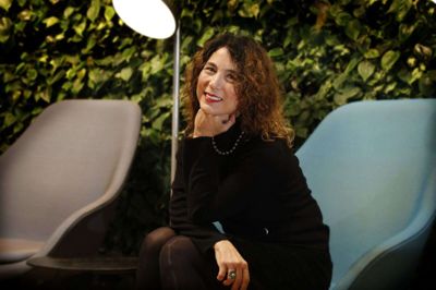 Selin Yildiz Nielsen bor et år i Herning - næste torsdag holder hun foredrag på biblioteket. Foto: Henrik Ole Jensen