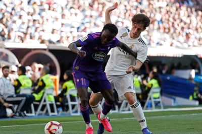 Pione Sisto, her i kamp mod Real Madrid, blev matchvinder, da Celta Vigo søndag aften slog Sevilla. Foto: Susana Vera/Reuters