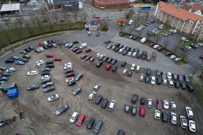 Markedspladsen bliver hjemsted for et nyt samlingssted for udsatte i Herning midtby. Herning Kommune ved endnu ikke præcist hvor på pladsen, stedet skal etableres. FOTO: FLEMMING HANSEN
