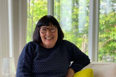 Foruden Rosa Kildahl, der er kendt fra DR’s bagedyst, vil også citychef Allan Kristensen og bagermesteren fra Skolegades Bageri, Alix Bitsch, vurdere kagerne. Foto: PR-foto