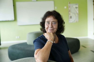 Rektor Anne Vandsø Madsen på Herning HF & VUC har sendt to elever hjem i karantæne på grund af risikoen for smitte med corona-virus. foto: flemming hansen