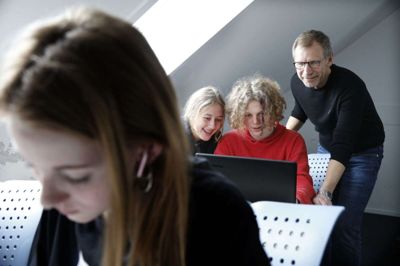 Forstander Asbjørn Lyby har sendt de fleste elever hjem fra Sdr. Felding Efterskole. Foto: Henrik Ole Jensen