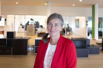 Henriette Slebsager, rektor på Erhvervsakademi MidtVest, tror på cirka 300 nye elever i 2026.