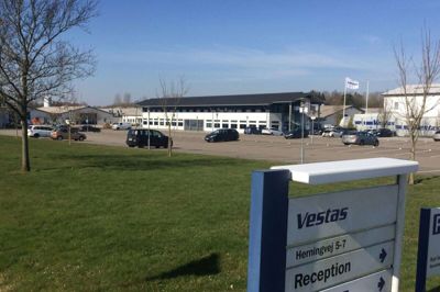 P-plads uden mange biler. Foto: Ole Skydt