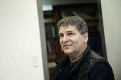 Kulturkonsulent Carsten Jensen glæder sig over en god kulturnat i Ikast-Brande Kommune. Foto: Flemming Hansen