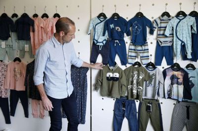 Administrerende direktør Erik Andreæ har 100 ansatte i Brands4Kids, som han ejer sammen med Michael Nederby. Foto: Flemming Hansen