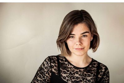 Charlotte Rowan, der fylder 25 år i dag - tillykke! - overtager hen over sommeren ansvaret for Herning Kirkes Drengekor. Foto: Pr-foto