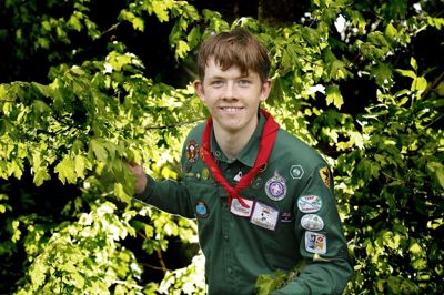 Jeppe Madsen er glad for, at spejdergerningen har bevist sit værd under corona-krisen. Han håber, at flere kan se, at spejdergerninger er andet og mere end bålhygge, selvom det sociale og hyggen også betyder rigtig meget. Foto: Henrik Ole Jensen