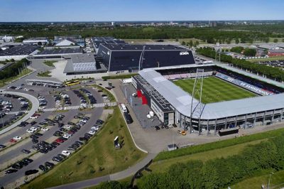 MCH er i akut pengenød. Andreas Steenberg (R) - valgt i Herning - vil nu afkræve regeringen svar på MCH’s problemer. Foto: Flemming Hansen