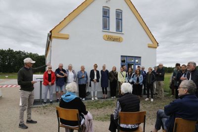 Se, så fint Voldsgaard er kommet til at se ud efter den gennemgribende renovering. Det var her, gravning af brunkul begyndte. Eller »det brune guld«, som det også kaldtes, fordi folk ellers ville fryse, og fordi det skabte arbejdspladser. Foto: Henrik Ole Jensen