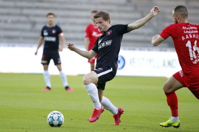 Mod forventning spillede Anders Dreyer fuld tid mod Reims. Offensivprofilen fik en ekstra halvleg, da Evander Ferreira blev skadet under opvarmningen. Foto: Tom Laursen