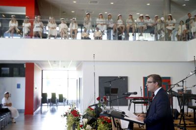 Rektor Momme Mailund med sin første dimissionstale på Herning Gymnasium. Foto: Flemming Hansen
