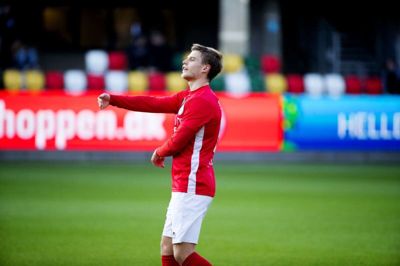 - Det ville have været rart ikke at have en nedrykning på sit cv. Det er der ingen, som drømmer om. Men det er desværre en risiko i jobbeskrivelsen, når man spiller i Silkeborg, siger Frederik Møller, der stammer fra Ikast. Foto: Jakob Stigsen Andersen