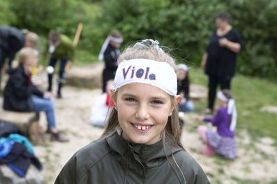 Viola Baun Bové, 10 år, Søften: - Det var planterne, hvor der voksede bolsjer op. Det var sjovt og sejt. Det var også sjovt at høre om manden, der flyttede ud i en hytte i skoven helt alene.