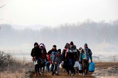 Venstres medlemmer af Europa-Parlamentet - Morten Løkkegaard, Søren Gade, Asger Christensen og Linea Søgaard-Lidell - mener, at statsminister Mette Frederiksen skal kæmpe for midler til kontrollen af EU’s ydre grænser, når de kommende års budgetter lukkes. Foto: Ritzau Scanpix