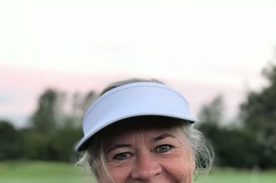 Lone Kyed var en spændt - og nervøs - debutant i maratongolf-turneringen i Ikast i dag. Foto: Jette Aaes