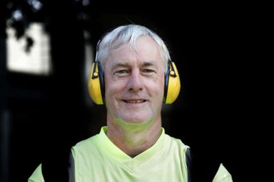 Flemming Skaregaard, Videbæk:
- Han har betydet ufattelig meget for Herning. Faktisk havde jeg gerne set, at han også var borgmester for Videbæk, hvor jeg bor. Jeg forstår dog godt, at han gerne vil stoppe i politik, mens legen stadig er god. Han har også alderen og erfaringen til at prøve noget andet. Jeg er selv ansat i Herning Kommune. Min opfattelse af ham som borgmester er, at han altid er god for en kvik bemærkning med et smil på læben. Det kommer jeg til at savne. Foto: Henrik Ole Jensen