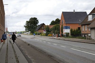 Lind Hovedgade skal renoveres, men det bliver mod kommunens forventning uden Herning Vand. Foto: Henrik Ole Jensen