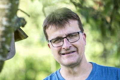 Byrådspolitiker Tommy Tønning (S) har en autistisk søn og synes som borger og far, at det er en helt forkert beslutning at lukke bostedet Nørrevænget i Vildbjerg. Foto: Tom Laursen