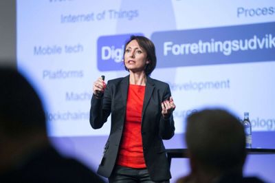 Annabeth Aagard oplever, at nogle virksomheder kommer til at købe digitalisering, de ikke har brug for. Man kan ifølge hende få en stor gevinst ved at blive mere digital, men kun hvis man kan sælge det. - Digitalisering er en proces. Det er ikke en pakke, siger hun.