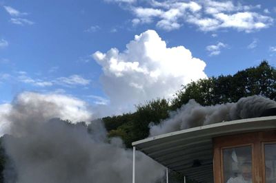 Turen fra Himmelbjerg tilbage til Silkeborg foregik med den legendariske Hjejlen i røg og damp Foto: Privatfoto