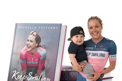 Michelle Vesterby fortæller i sin nye bog om hele sin karriere og om sine valg og prioriteringer undervejs. Sønnen Markus spiller selvsagt også en rolle. Foto: PR-foto