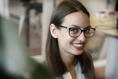 Anna-Katharina von Krauland har aldrig før været i Danmark, men frem til nytår bor hun i Midtjylland som del af sit ph.d-forskningsprojekt. Det er et samarbejde mellem Stanford University og Aarhus Universitet i Herning, som har ført hende hertil. Foto: Henrik Ole Jensen