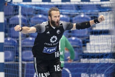 Jesper Nøddesbo jubler, efter at han har scoret på straffekast i Herre Håndbold Ligaen i kampen mellem Bjerringbro-Silkeborg og Aalborg Håndbold i Jysk Arena i lørdags. Foto: Bo Amstrup/Ritzau Scanpix