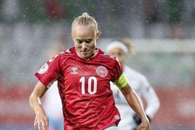 Pernille Harder i aktion for det danske landshold. (Arkivfoto). Bo Amstrup/Ritzau Scanpix