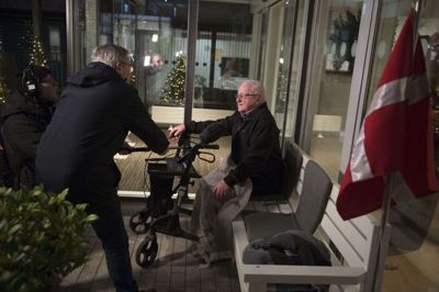 Første bølge med vaccine mod covid-19 rullede i sidste uge, da beboere på plejehjem fik den første af to vaccinationer. I denne uge er det ældre i eget hjem, der skal have stikket. Foto: Lars Horn/ Ritzau Scanpix