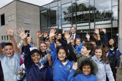 Tom Wilde tiltrådte som ny leder af den internationale skole i Ikast for et halvt år siden. Nu har han sagt jobbet op på grund af sin gravide hustrus helbred. Foto: Tom Laursen