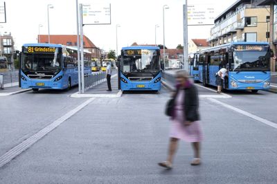 Hvis besparelsen gennemføres, bliver der fremover færre afgange for busrute 81, som kører mellem Herning og Grindsted. Foto: Tom Laursen