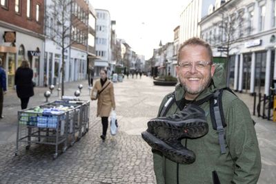 Fra i dag 24. februar til 14. april 2021 kan man gå med på City Caminoen, som har fokus på sundhed og på detailhandlen i city, og går man med, deltager man samtidig i konkurrencen om 300 gavekort á 500 kroner til Herning Citys butikker og spisesteder, fortæller citychef Allan Kristensen, der gik den »rigtige« camino i Spanien for to år siden. Foto: Tom Laursen
