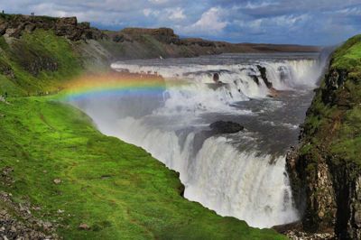 Gullfoss - Islands ikoniske og mest besøgte vandfald har en ganske sjov og dramatisk historie, der omfatter både en snu engelsk forretningsmand og en stædig islandsk datter.