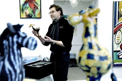 Palle Mernild lancerede en webshop for flere år siden, og det har reddet galleriet gennem krisen. Foto: Henrik Ole Jensen