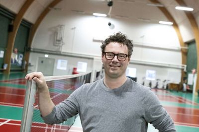43-årige Mads Løvig glæder sig til at arbejde med færøsk ungdomsfodbold. Foto: Tom Laursen