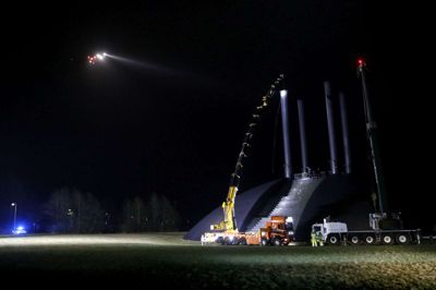 En reparatør på 46 år mistede livet tirsdag aften på kæmpeskulpturen Elia. Foto: Flemming Hansen