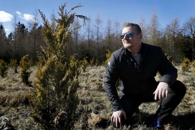 Den nye virksomhed har to ansatte udover Stephan Erlandsen. Det er de piloter, som normalt flyver for Herning Helicopters. Foto: Flemming Hansen