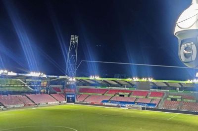 De nye højtopløselige overvågningskameraer på MCH Arena er monteret i gyroophæng, så billederne ikke bliver rystede, uanset hvor meget det blæser. Foto: Pr-foto