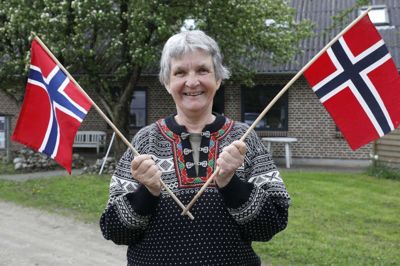 Margun Trædal har tradition for at fejre norsk nationaldag 17. maj, og det bliver også muligt i dag. Foto: Henrik Ole Jensen