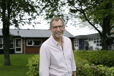 - Vi har alle elever tilbage og har ikke tabt nogen. Vi klør på, efter at de er vendt tilbage, siger forstander Asbjørn Lyby. Foto: Henrik Ole Jensen
