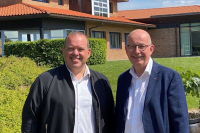 Fagforeningen Krifa skifter ud i toppen, hvor Eik Dahl Bidstrup (t.v.) bliver ny formand efter Søren Fibiger Olesen. Foto: PR-Foto