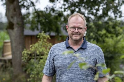 Charles Damholt har været ansat som afdelingsleder for landbrug- og industribyggeri i Skibbild Entreprise de seneste to år. I 2022 blev han desuden valgt ind i bestyrelsen i Vildbjerg Erhvervsforening. Foto: Jørn Deleuran